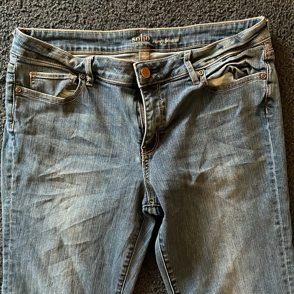 Jeans - Picture 2 of 3